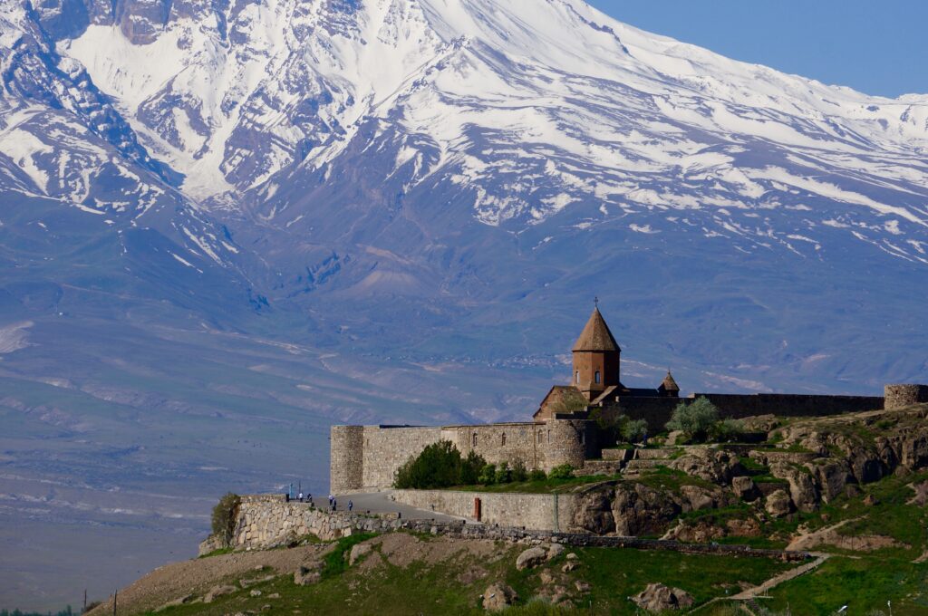Arménie: Khor Virap et le mont Ararat..